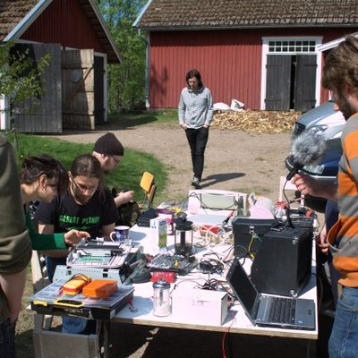 Box pv11 outdoor electronics lab