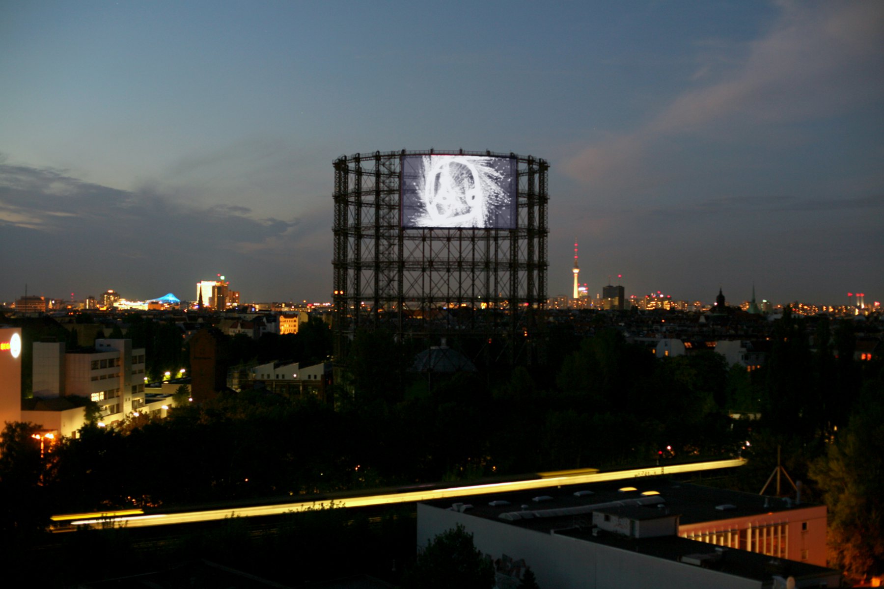Graffiti analysis at gasometer ii