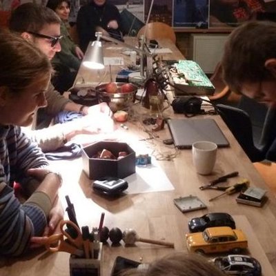 Box repair cafe 15.12 image02 credit paivi raivio 660x440