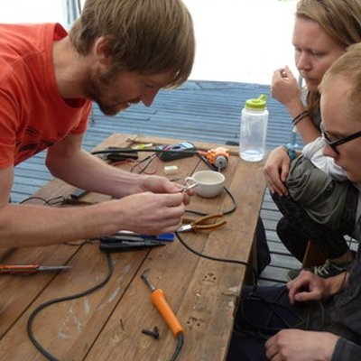 Box repair cafe 15.06.13 image01 credit paivi raivio 660x440