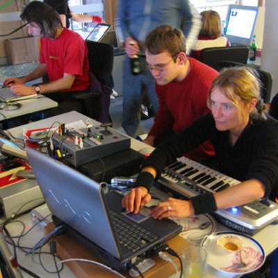 Box networkingandcreativity